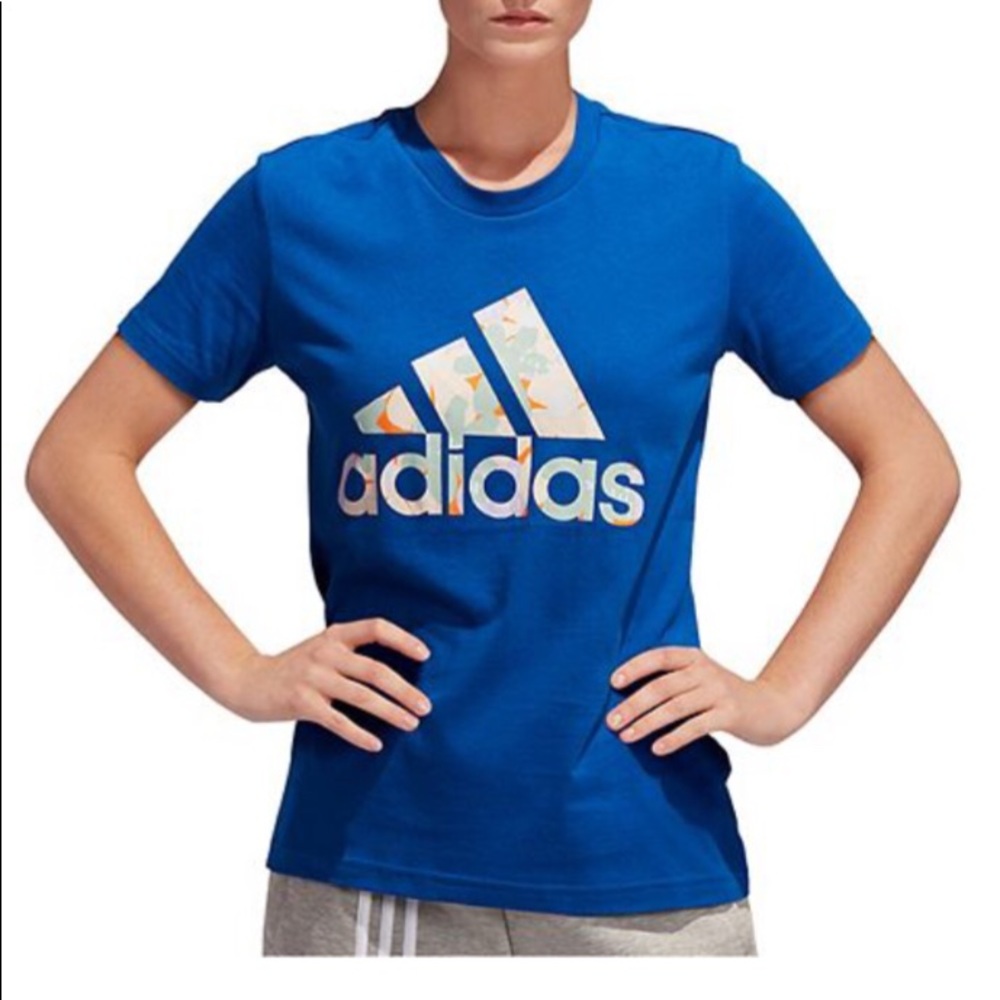 Women’s Adidas T-Shirt Large